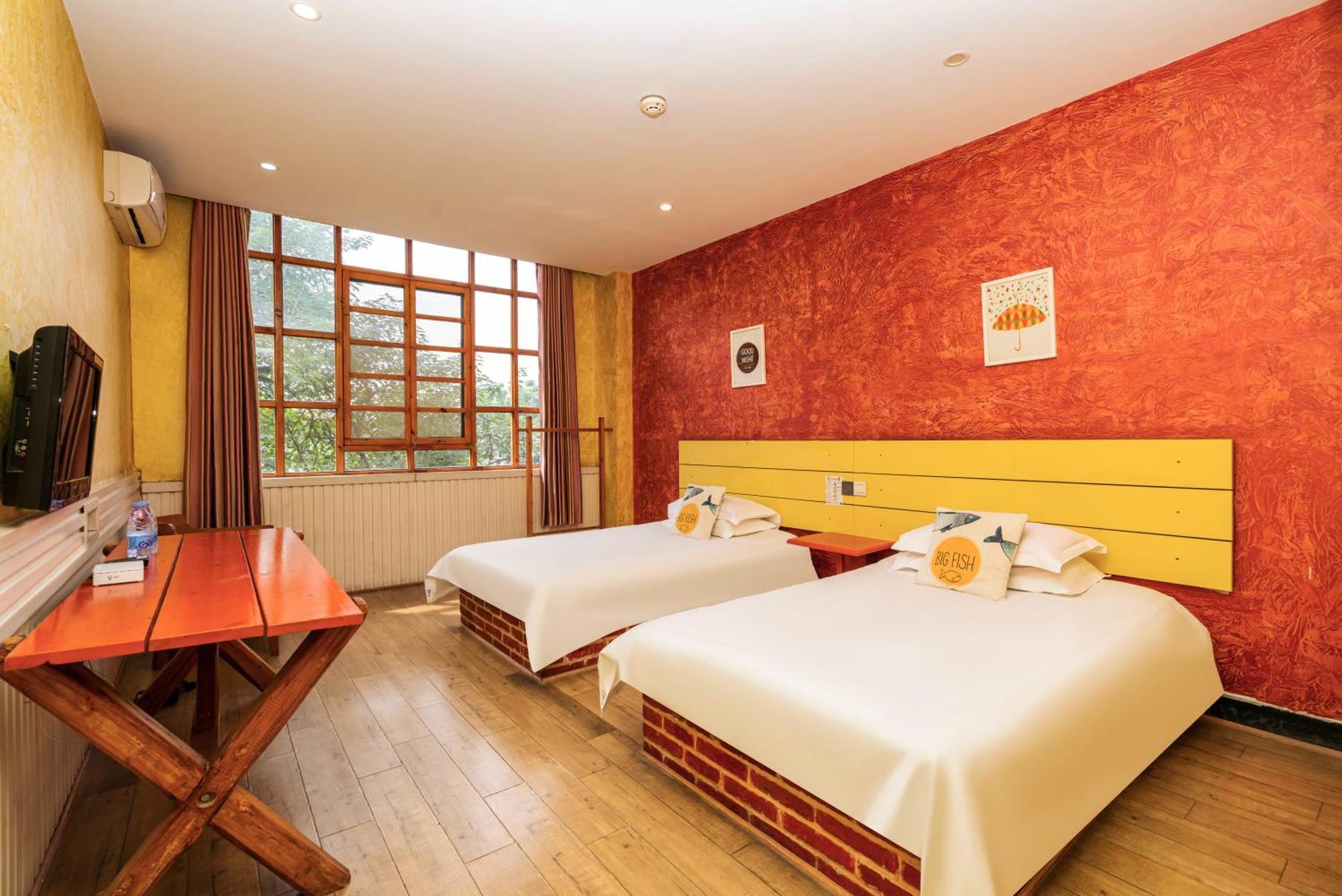 Chengdu Dreams Travel International Youth Hostel Exterior photo