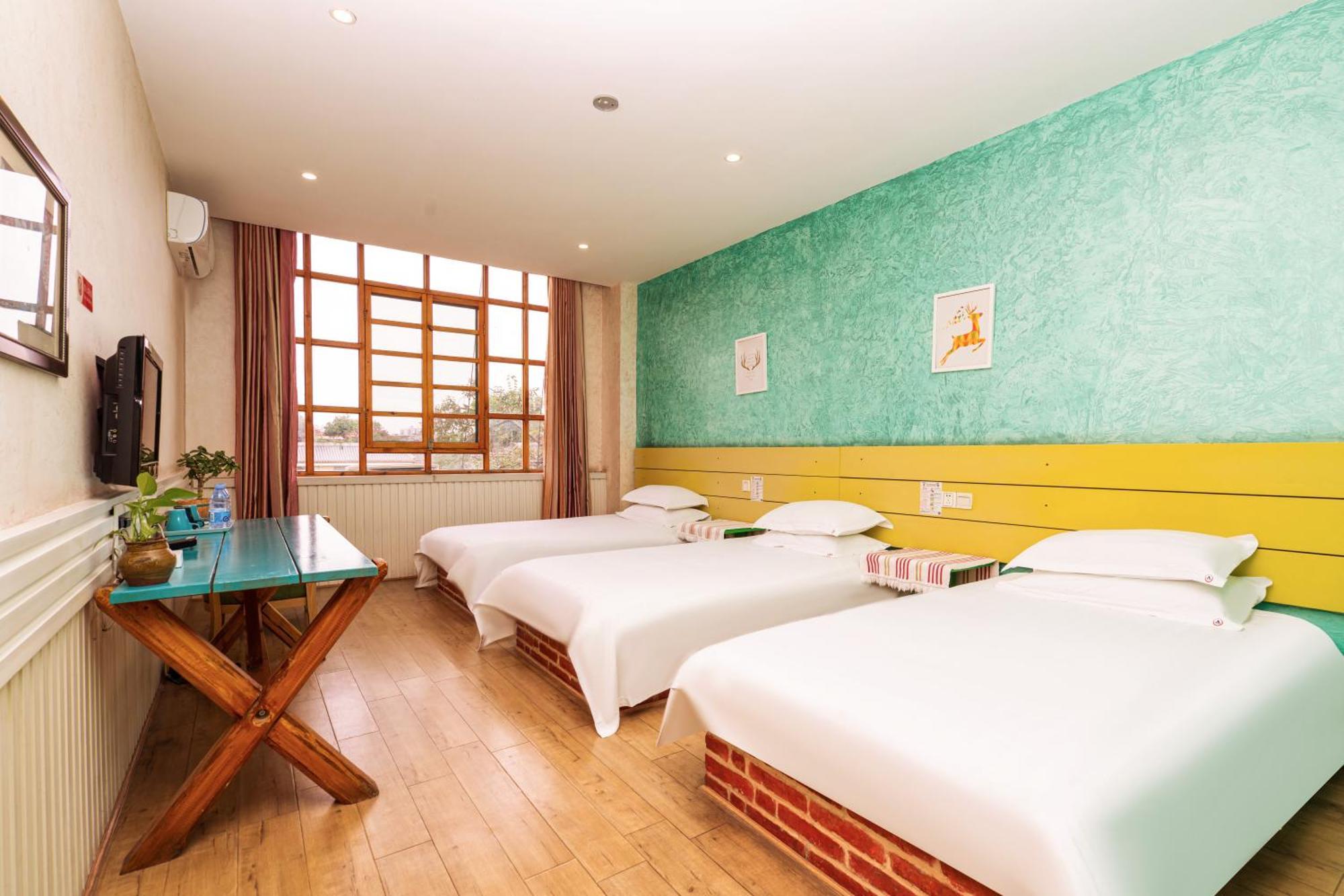Chengdu Dreams Travel International Youth Hostel Exterior photo